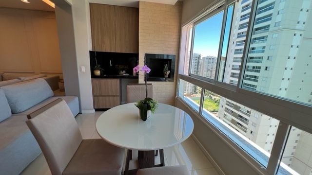 Apartamento com 139m² 3 quartos e 2 banheiros, à venda, no bairro Gleba Palhano em Londrina
