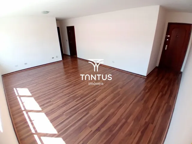Apartamento 3 quartos e 1 banheiro, para alugar, no bairro Cabral em Curitiba