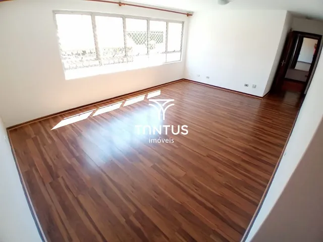 Apartamento 3 quartos e 1 banheiro, para alugar, no bairro Cabral em Curitiba