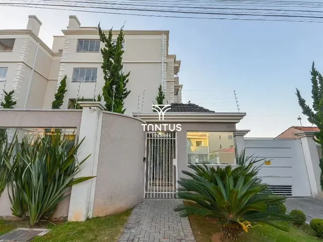 Apartamento 2 quartos e 2 banheiros, para alugar, no bairro Bacacheri em Curitiba
