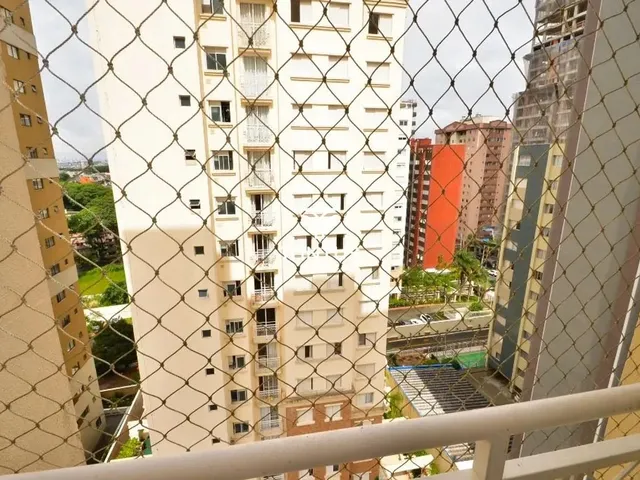 Apartamento 3 quartos e 2 banheiros, para alugar, no bairro Água Verde em Curitiba