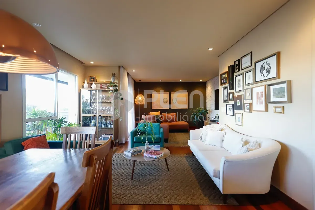 Apartamento de 4 quartos à venda em Vila Romana, São Paulo
