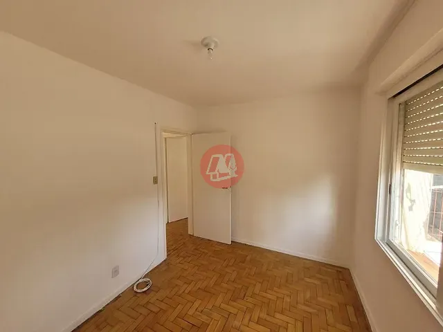 Apartamento com 75m² 2 quartos e 1 banheiro, para alugar, no bairro Santana em Porto Alegre