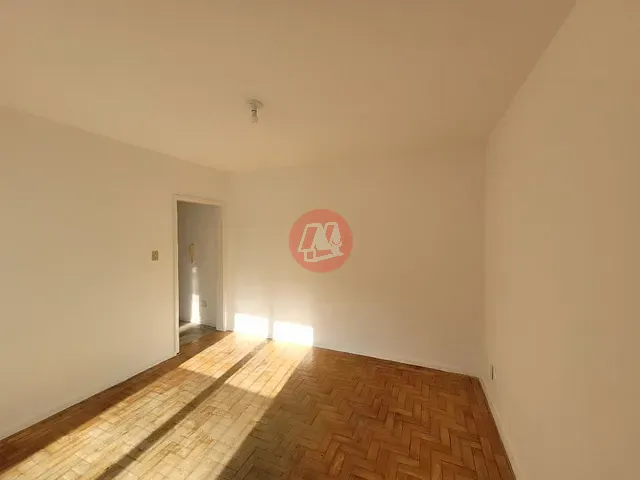 Apartamento com 75m² 2 quartos e 1 banheiro, para alugar, no bairro Santana em Porto Alegre