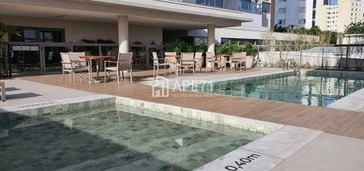 Apartamento à venda com 3 quartos, 200m² - Foto 18