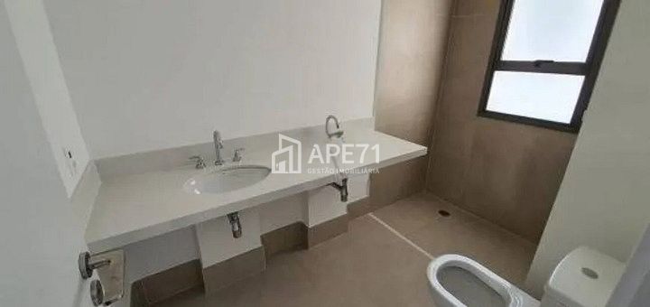 Apartamento à venda com 3 quartos, 200m² - Foto 10
