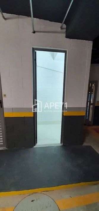 Apartamento à venda com 3 quartos, 200m² - Foto 32