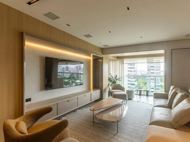 Apartamento com 153m² 3 quartos e 4 banheiros, à venda ou para alugar, no bairro Indianópolis em São Paulo