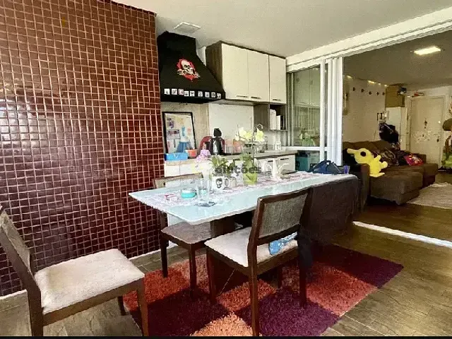 Apartamento 3 quartos e 2 banheiros, à venda, no bairro Aclimação em São Paulo