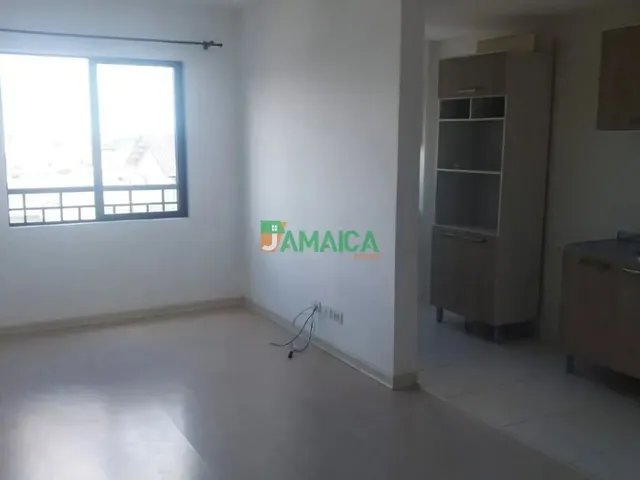 Apartamento 2 quartos e 1 banheiro, à venda, no bairro Cajuru em Curitiba
