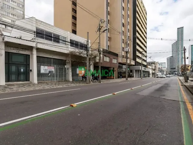 Apartamento 1 quarto e 1 banheiro, para alugar, no bairro Centro em Curitiba