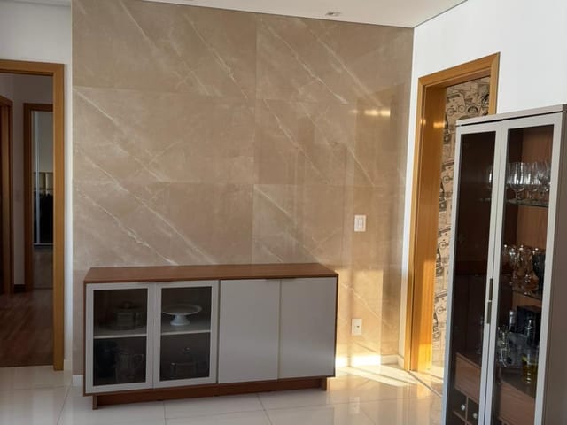 Apartamento com 205m² 3 quartos e 1 banheiro, à venda, no bairro Gleba Palhano em Londrina
