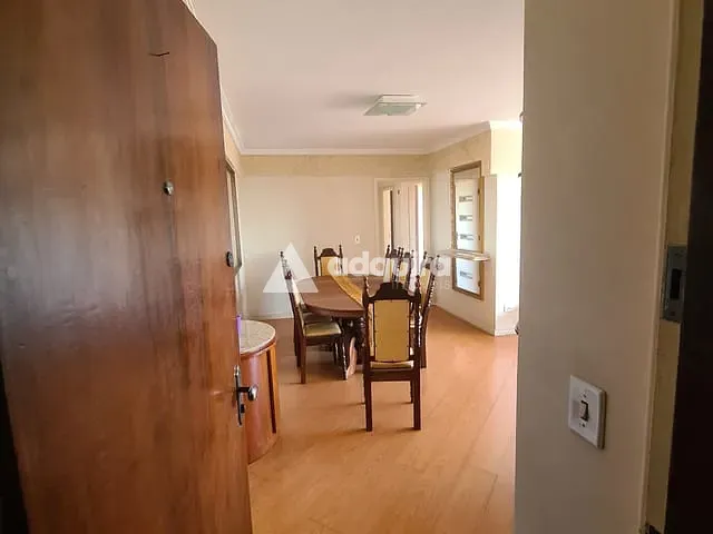 Apartamento 3 quartos e 2 banheiros, à venda, no bairro Centro em Ponta Grossa