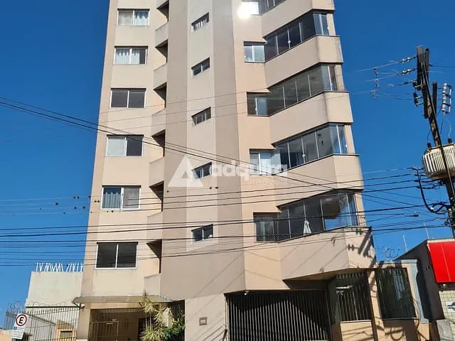 Apartamento 3 quartos e 2 banheiros, à venda, no bairro Centro em Ponta Grossa
