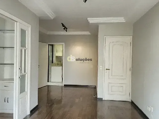 Apartamento 3 quartos e 3 banheiros, à venda, no bairro Moema em São Paulo