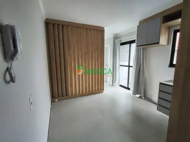Apartamento 1 quarto e 1 banheiro, para alugar, no bairro Capão da Imbuia em Curitiba