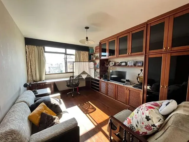 Apartamento com 240m² 4 quartos e 3 banheiros, à venda, no bairro Ingá em Niterói