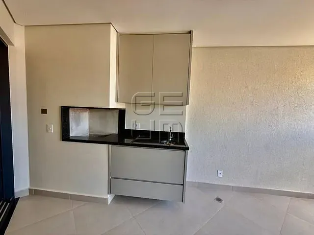 Apartamento 3 quartos e 2 banheiros, à venda, no bairro Centro em Londrina