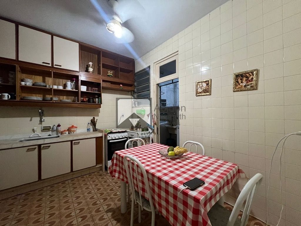 Apartamento à venda com 3 quartos, 115m² - Foto 9