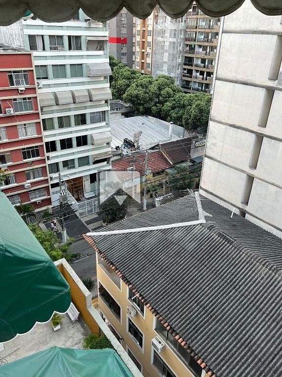 Apartamento à venda com 3 quartos, 115m² - Foto 1