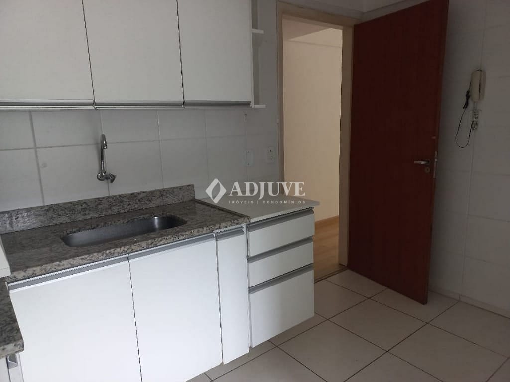Apartamento à venda com 2 quartos, 74m² - Foto 12
