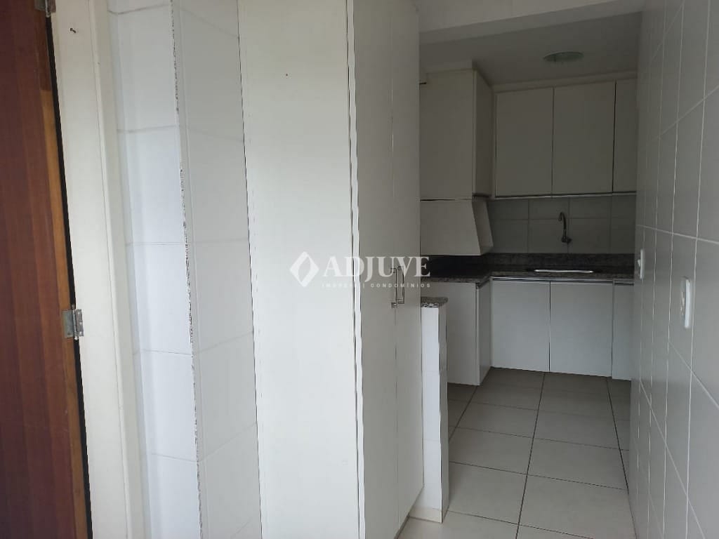Apartamento à venda com 2 quartos, 74m² - Foto 15