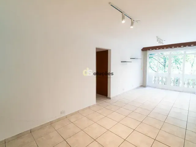 Apartamento 2 quartos e 2 banheiros, à venda, no bairro Parque Imperial em São Paulo