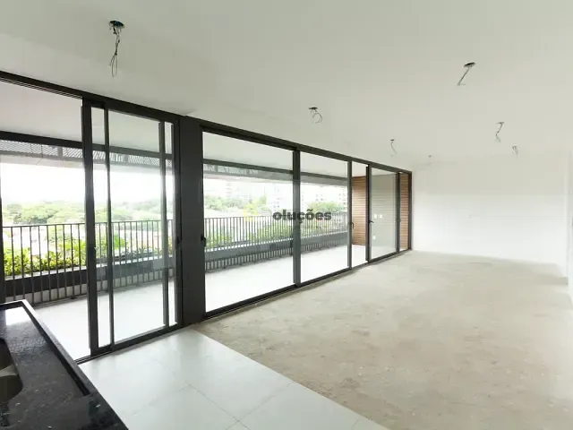 Apartamento 3 quartos e 4 banheiros, à venda, no bairro Vila Nova Conceição em São Paulo