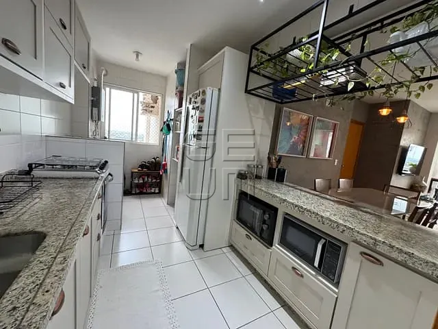 Apartamento com 117m² 3 quartos e 2 banheiros, à venda, no bairro Centro em Londrina