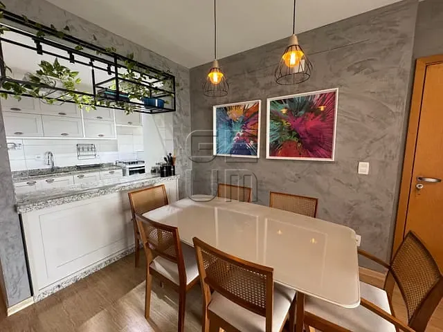 Apartamento com 117m² 3 quartos e 2 banheiros, à venda, no bairro Centro em Londrina