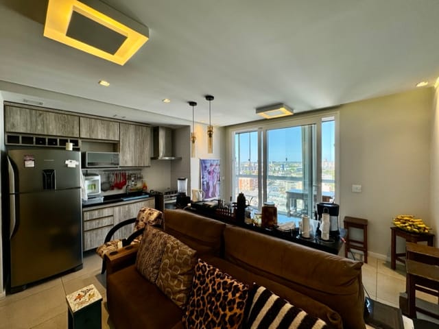 Apartamento com 91m² 2 quartos e 1 banheiro, à venda, no bairro Centro em Pelotas