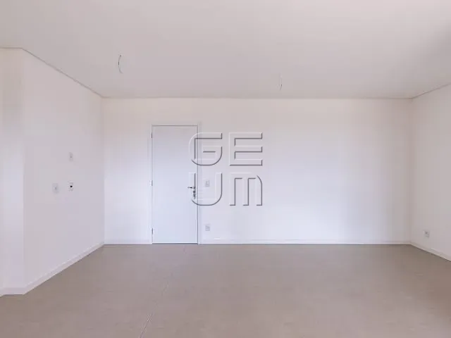 Apartamento com 109m² 3 quartos e 2 banheiros, à venda, no bairro Santa Rosa em Londrina