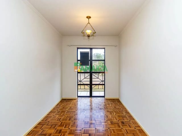 Apartamento com 93m² 3 quartos e 2 banheiros, para alugar, no bairro Uberaba em Curitiba