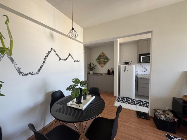Apartamento com 79m² 2 quartos e 1 banheiro, à venda, no bairro Gleba Palhano em Londrina