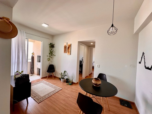 Apartamento com 79m² 2 quartos e 1 banheiro, à venda, no bairro Gleba Palhano em Londrina