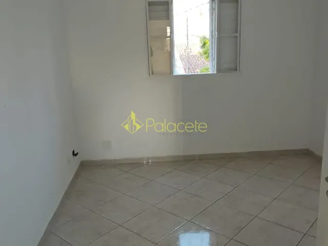 Apartamento com 68m² 3 quartos e 1 banheiro, à venda, no bairro Piracangaguá (Jardim dos Pássaros) em Taubaté