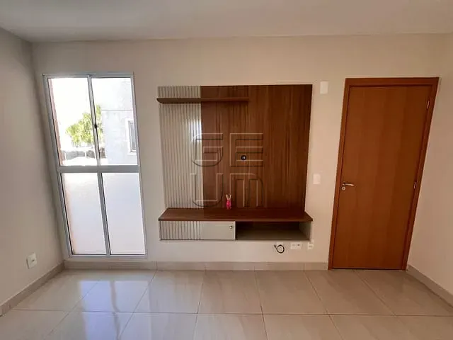 Apartamento 2 quartos e 1 banheiro, à venda, no bairro Armindo Guazzi em Londrina
