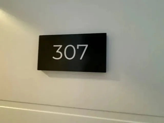 Apartamento 1 quarto e 1 banheiro, para alugar, no bairro Centro em Curitiba