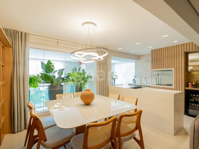 Apartamento com 177m² 3 quartos e 2 banheiros, à venda, no bairro Alphaville Empresarial em Barueri