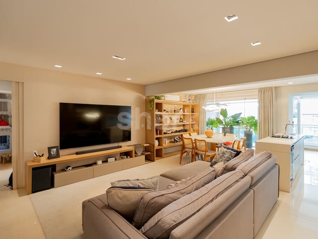 Apartamento com 177m² 3 quartos e 2 banheiros, à venda, no bairro Alphaville Empresarial em Barueri