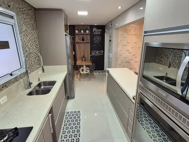 Apartamento 3 quartos e 2 banheiros, à venda, no bairro Jardim Boa Vista (Zona Oeste) em São Paulo
