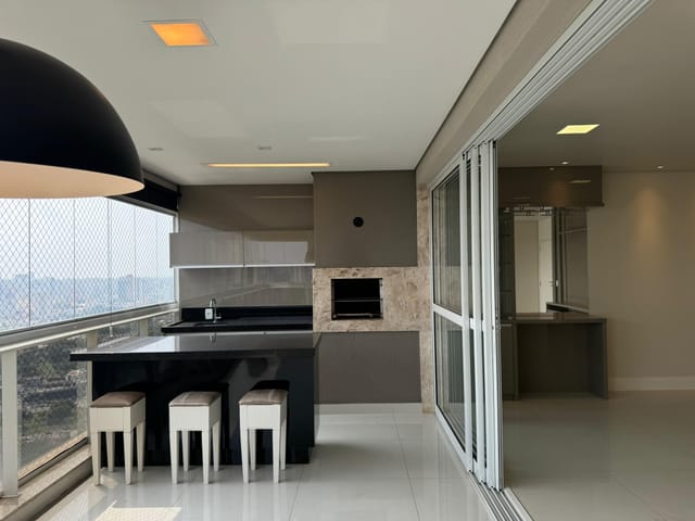 Apartamento 3 quartos e 5 banheiros, à venda, no bairro Gleba Palhano em Londrina