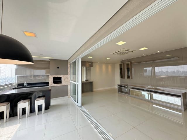 Apartamento 3 quartos e 5 banheiros, à venda, no bairro Gleba Palhano em Londrina