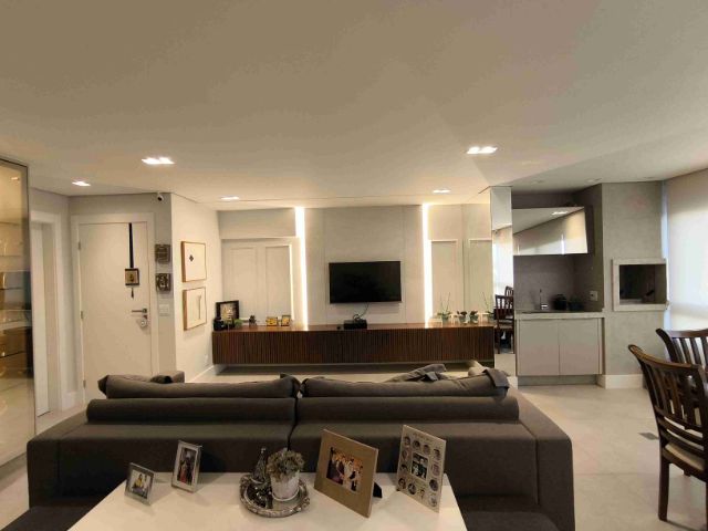 Apartamento 3 quartos e 4 banheiros, à venda, no bairro Gleba Palhano em Londrina