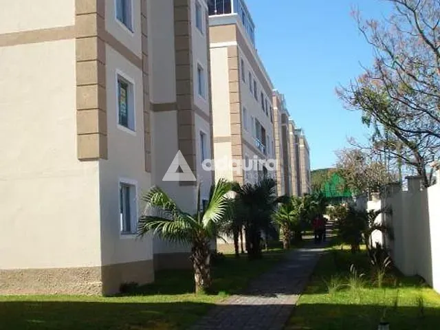 Apartamento 2 quartos e 2 banheiros, à venda, no bairro Novo Mundo em Curitiba