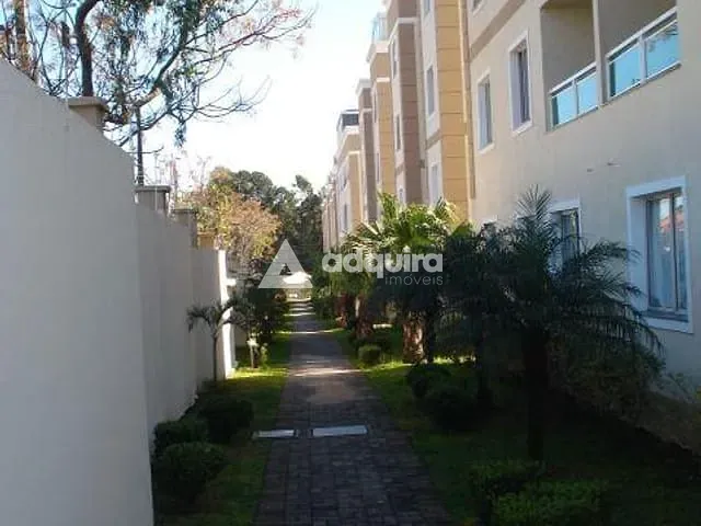 Apartamento 2 quartos e 2 banheiros, à venda, no bairro Novo Mundo em Curitiba