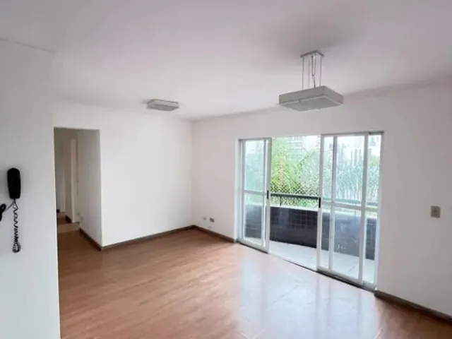 Apartamento 3 quartos e 2 banheiros, para alugar, no bairro Alto da Glória em Curitiba