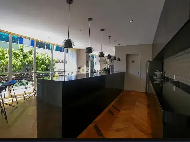 Apartamento 1 quarto e 2 banheiros, à venda, no bairro Vila Madalena em São Paulo