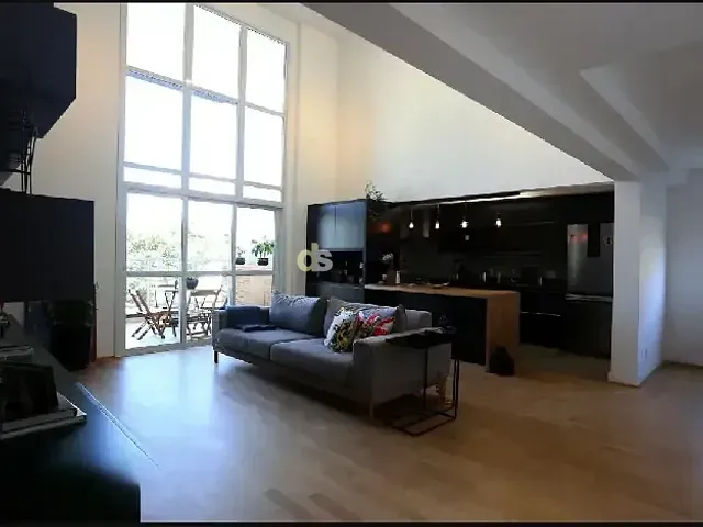 Apartamento 1 quarto e 2 banheiros, à venda, no bairro Vila Madalena em São Paulo