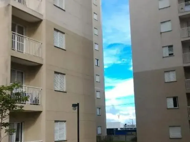 Apartamento 2 quartos e 1 banheiro, para alugar, no bairro Tingui em Curitiba